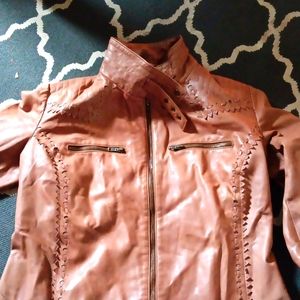 Beautiful tan/light brown Leather coat, very beautiful and very soft.